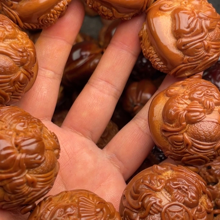 Q***宝橄榄核吊坠橄榄核