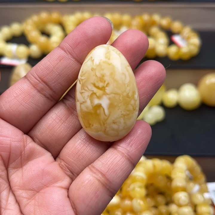 琥珀未镶嵌珠宝奇石M46号瓷白妖花