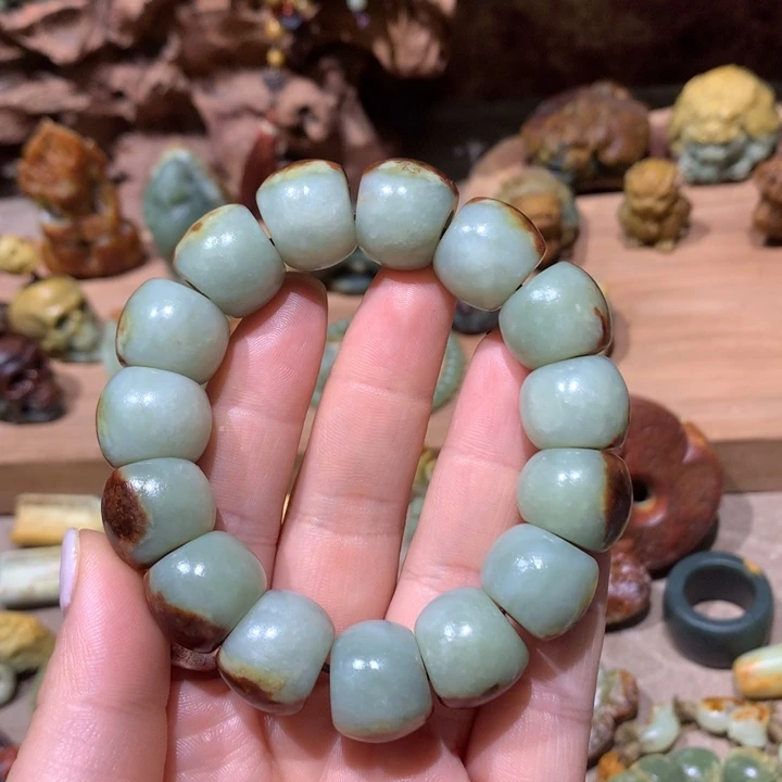 未镶嵌岫岩河磨玉（透闪石质玉）把件会*