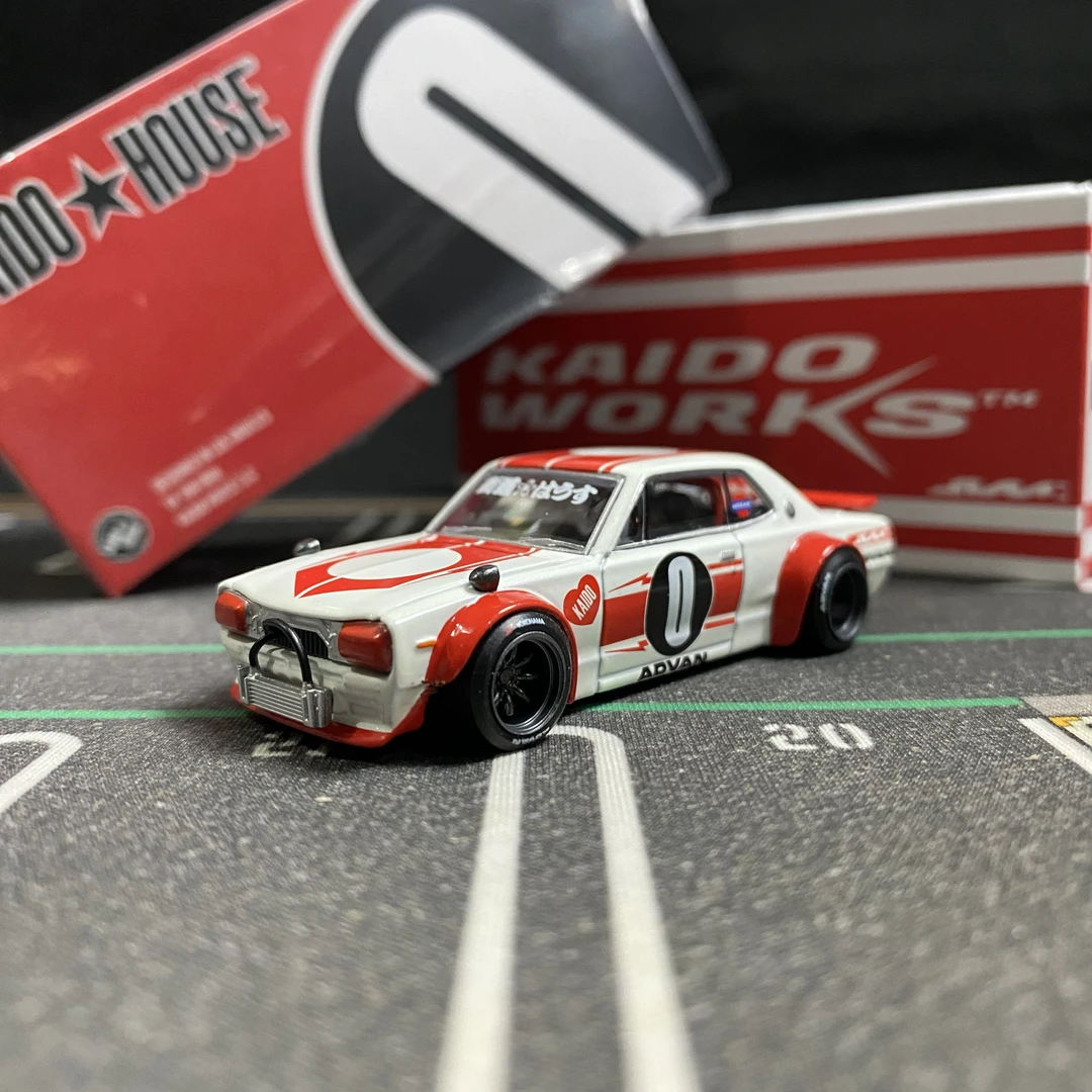 Kaido House+MINIGT 1:64 日产 2000 GT-R KPGC10 合金汽车模型
