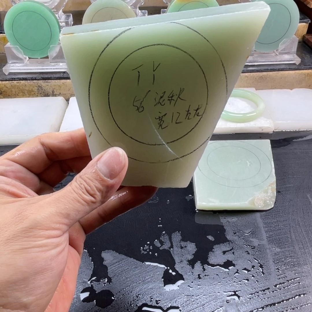 【闪购商品】定制石英质玉T*加工定制