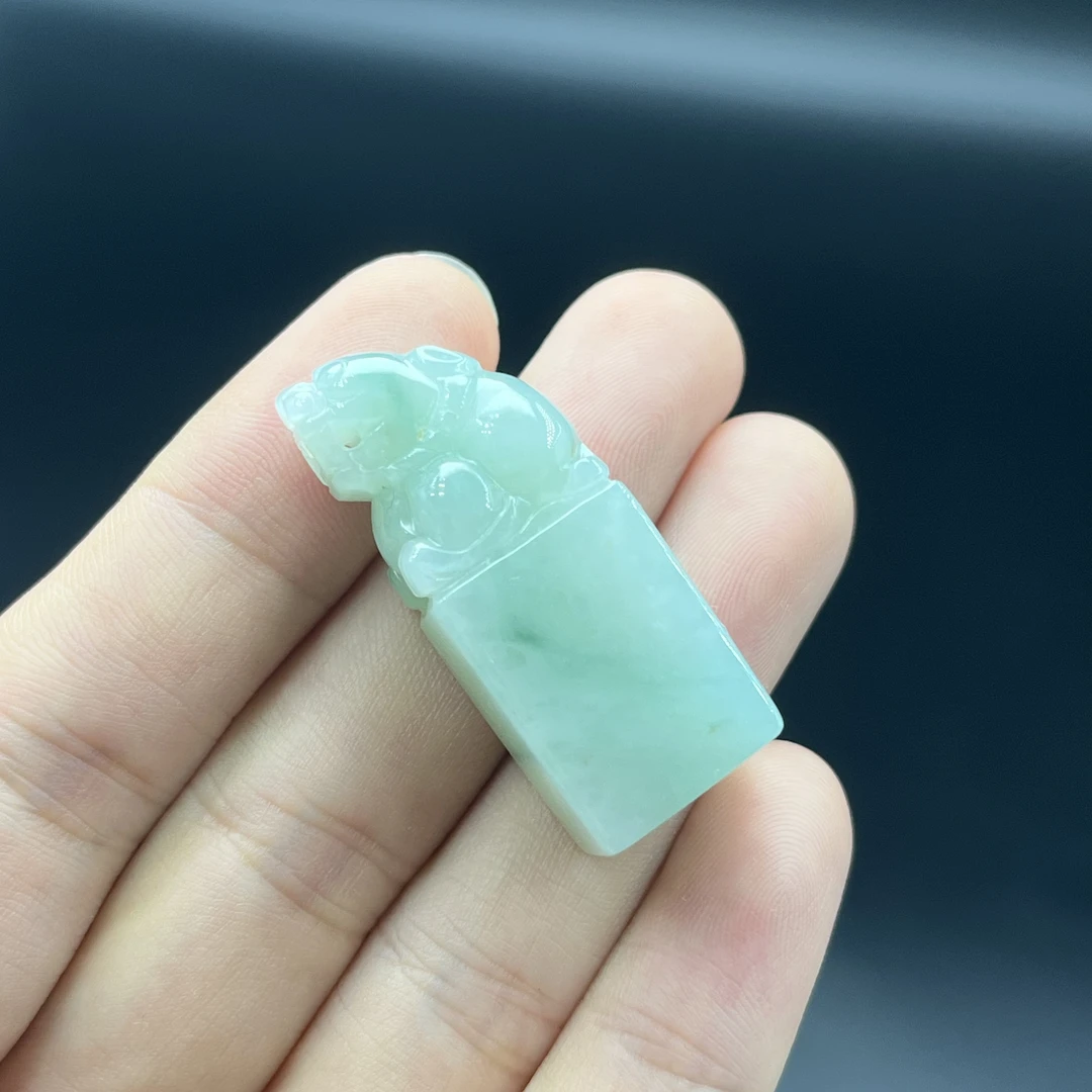 天然缅甸A货吊坠