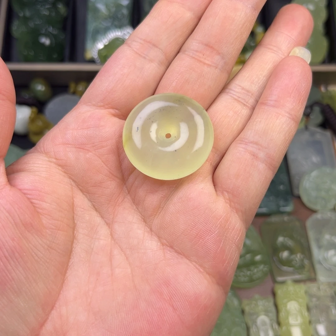 蛇纹石玉未镶嵌吊坠(不含链)