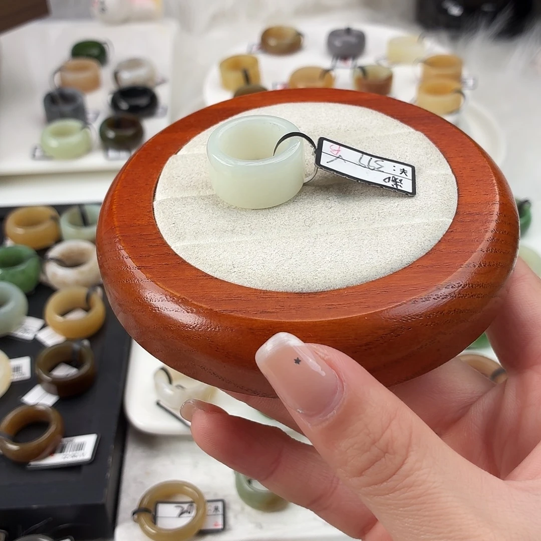 和田玉未镶嵌戒指Q53奶白圆切内径16.7