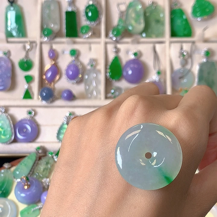 翡翠未镶嵌吊坠(不含链)裸石