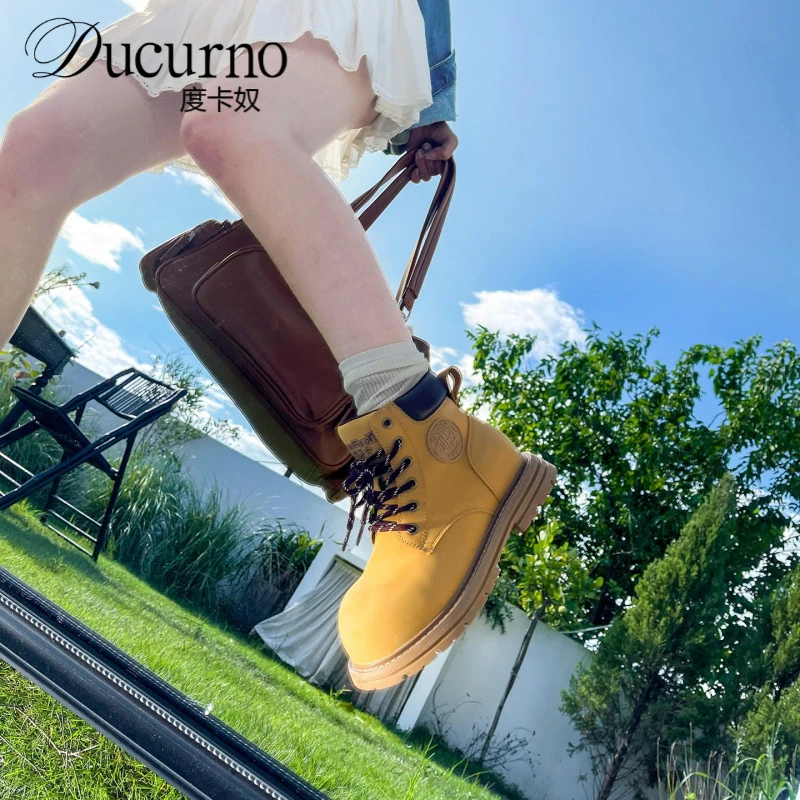 度卡奴~厚底大黄靴英伦圆头覆古马丁靴系带机车短靴2025秋新款