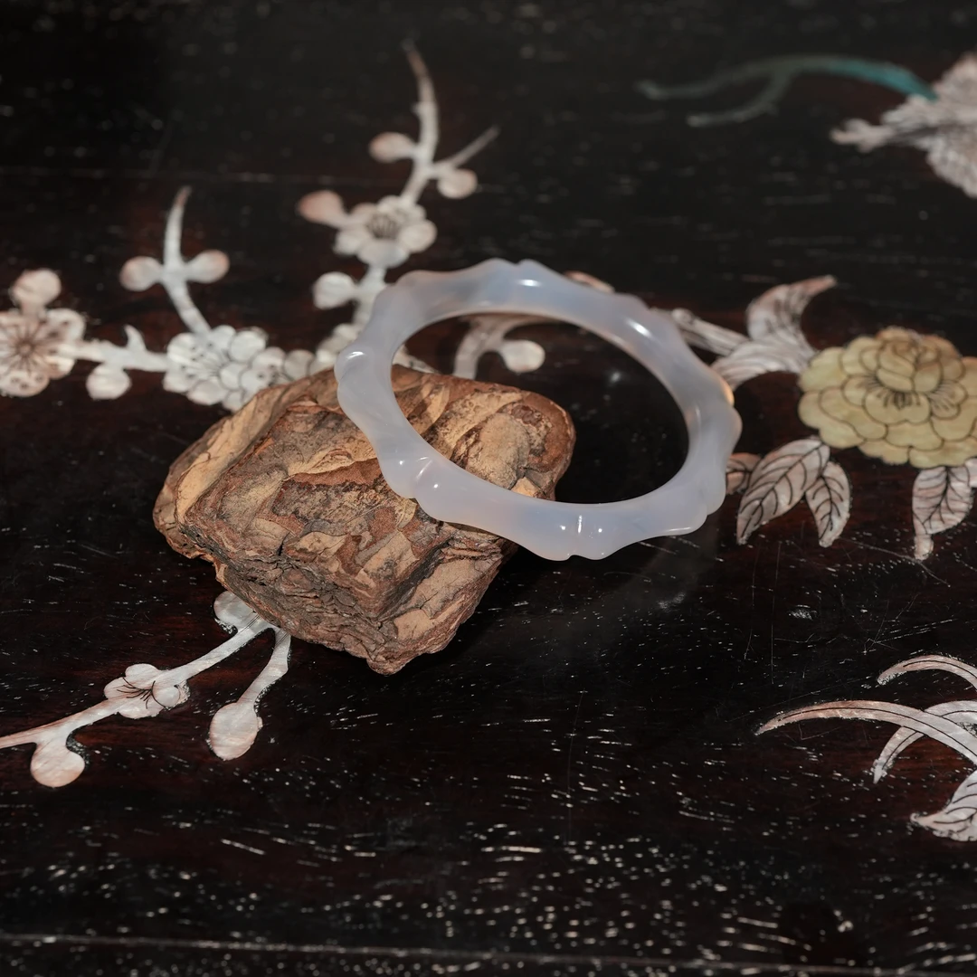 1.11香港王老板-玛瑙手镯6n135