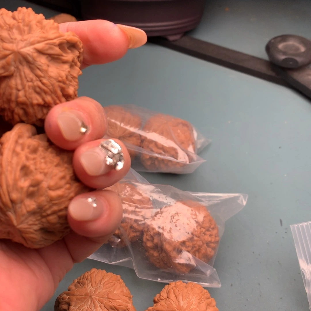 文玩核桃把件和尚头4647