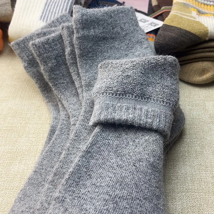 山羊毛棉羊毛袜三双