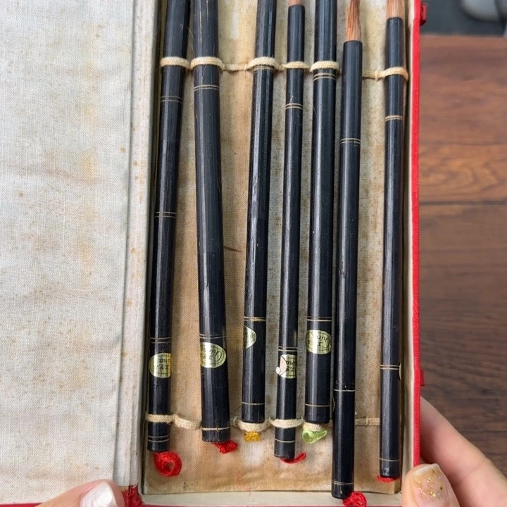 一个陶瓷物件哈哈哈哈