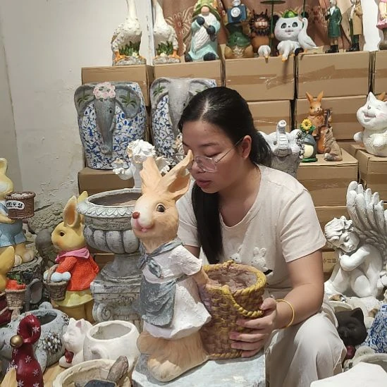 合成树脂树脂拖筐兔花盆一个