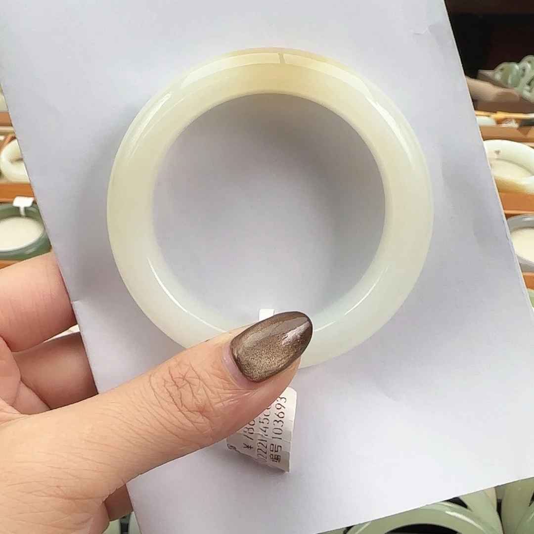 和田玉未镶嵌手镯且末白 一口糖 宽版正圈53-54