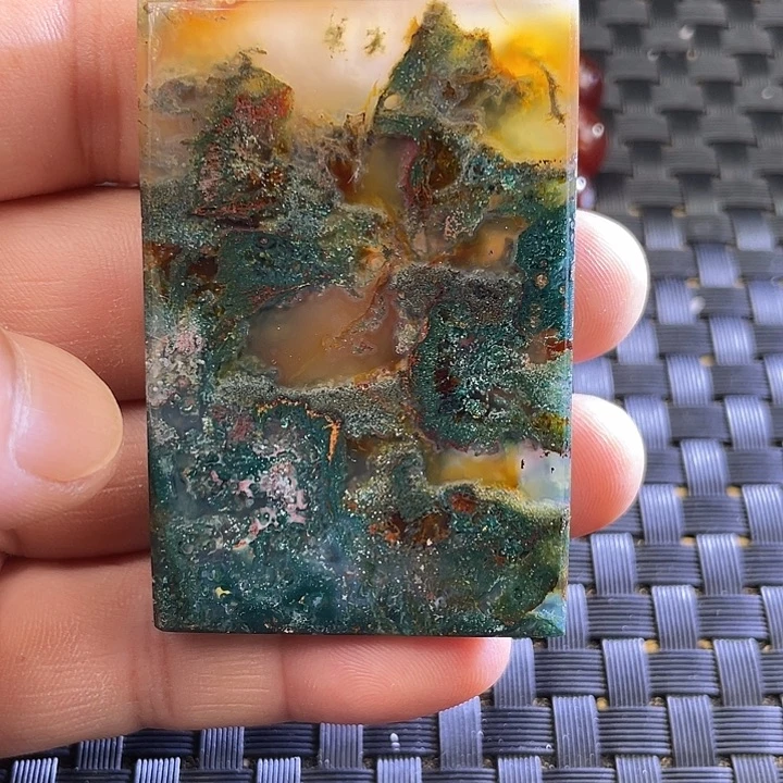 上***定玛瑙/玉髓颈饰未镶嵌