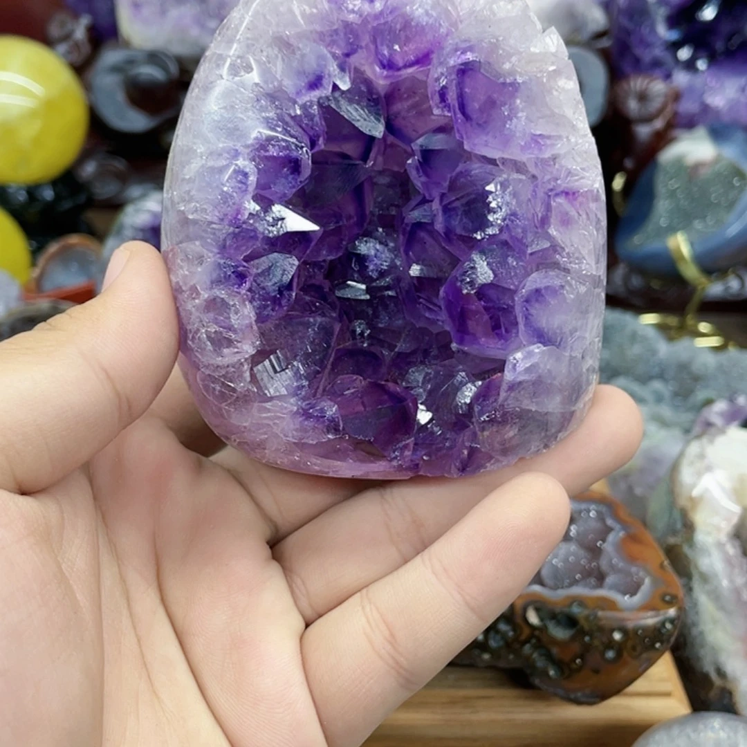 紫晶未镶嵌大型摆件（非配饰）