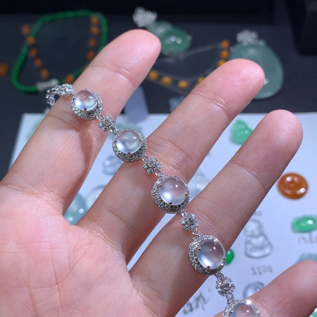 翡翠颈饰18K金镶嵌手链