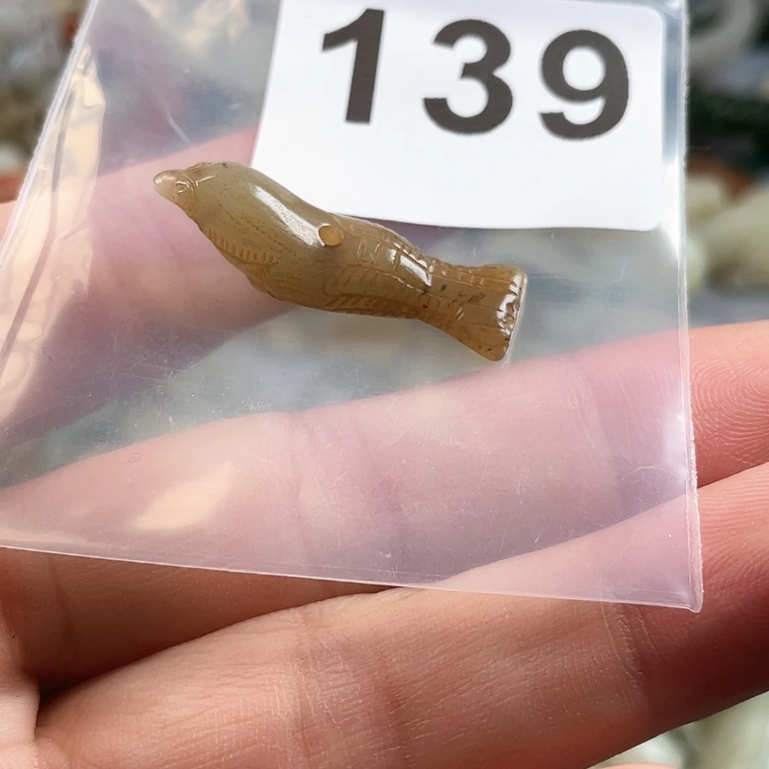 和田玉（糖玉）颈饰未镶嵌