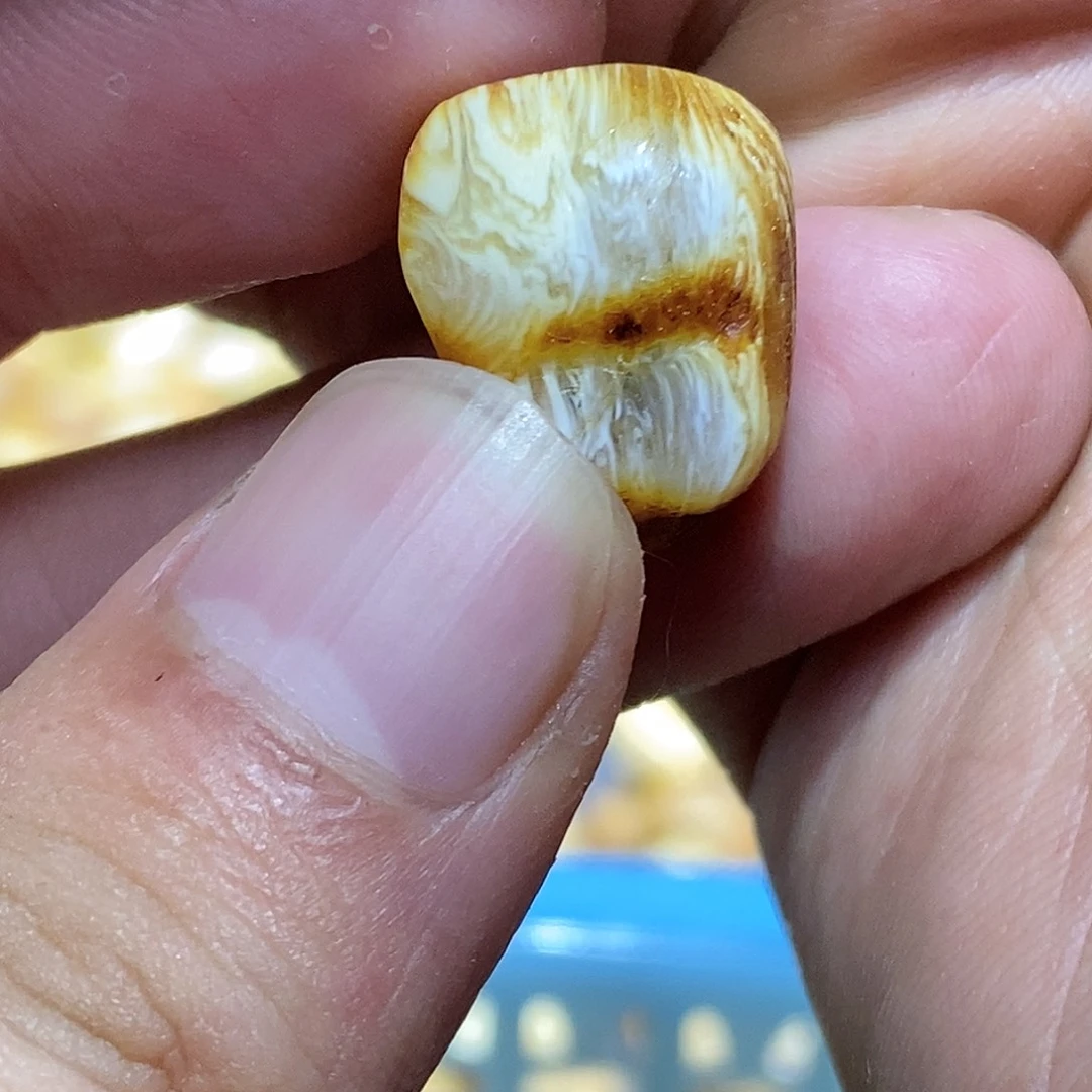 定制蜜蜡未镶嵌宝*原石