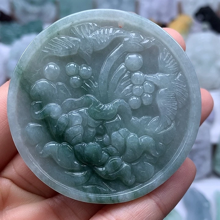 翡翠未镶嵌颈饰花开富贵福利