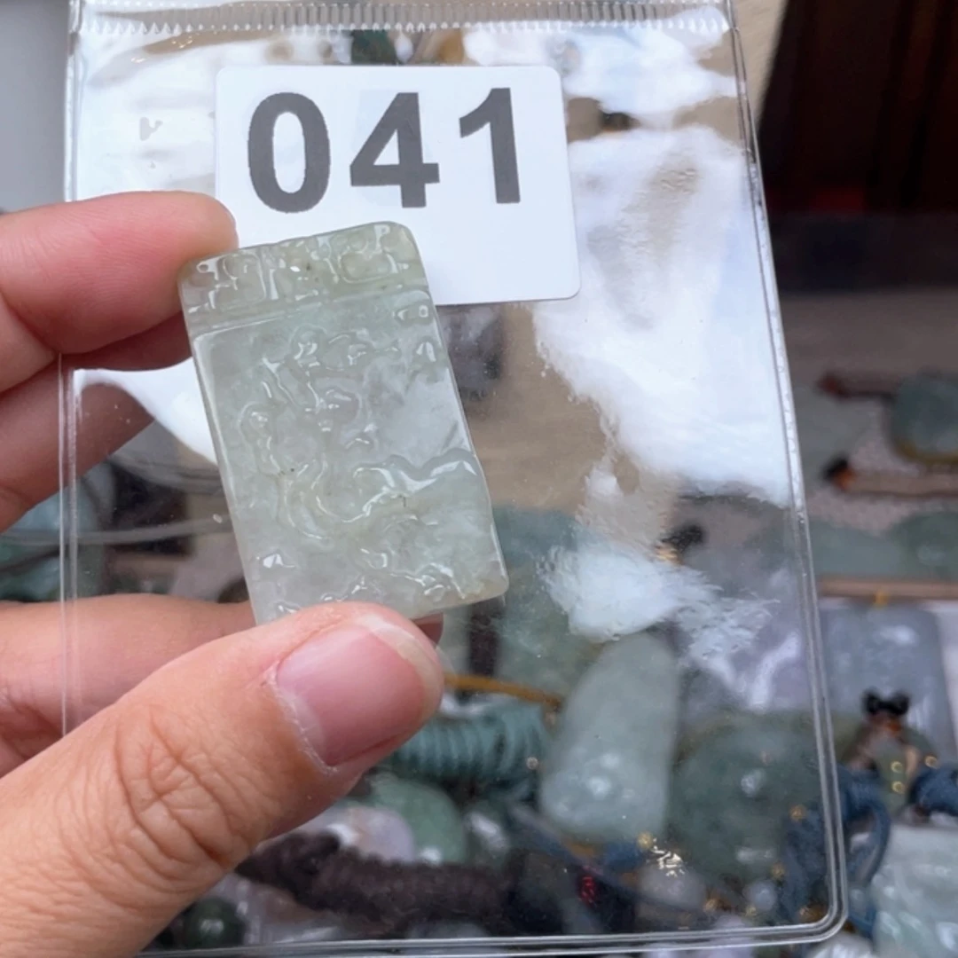 【闪购商品】翡翠颈饰未镶嵌༗****༻翡翠