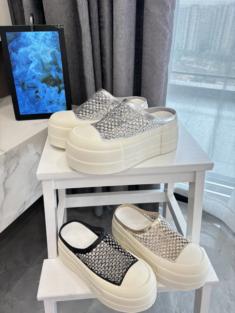 冬冬子-璀璨华美 | 松糕厚底休闲鞋水钻镂空包头半拖