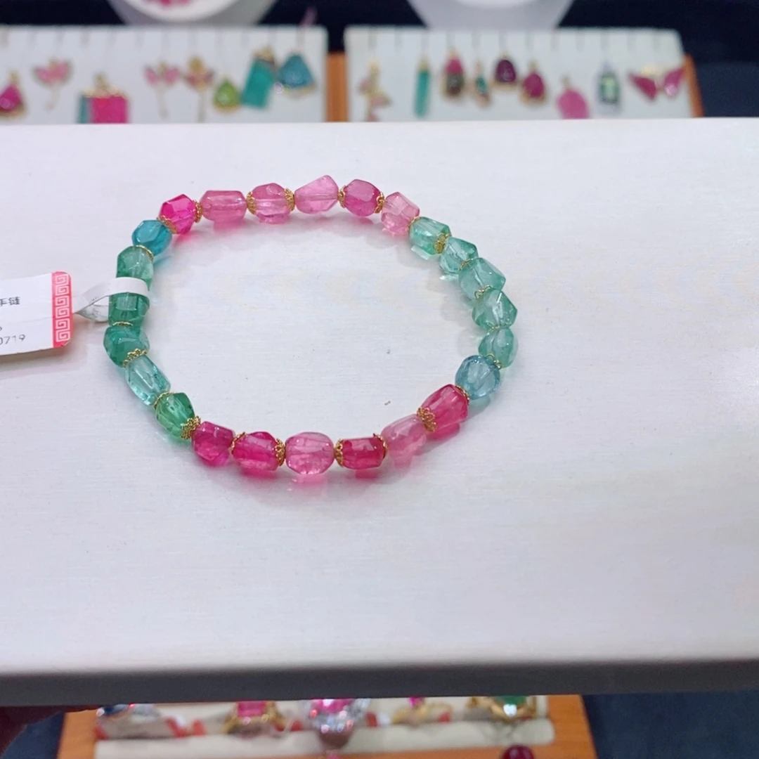 18K金镶嵌单圈手链m碧玺随行糖豆