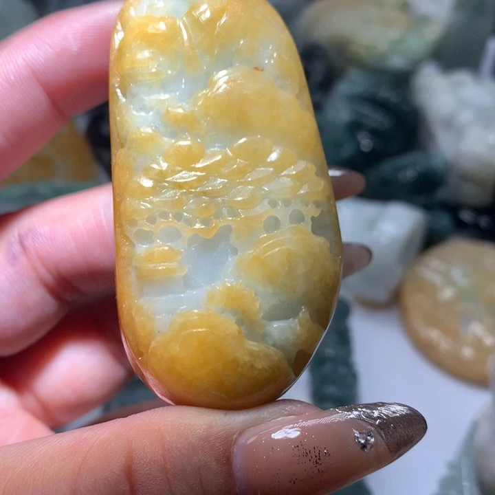 翡翠未镶嵌颈饰保真天然A货翡翠