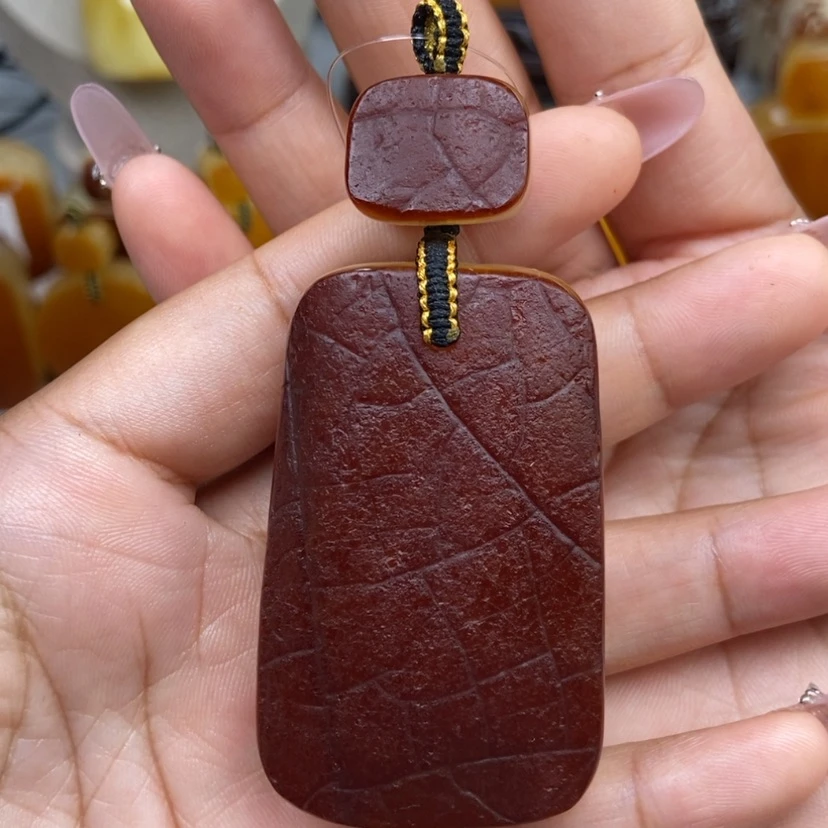 【闪购商品】琥珀颈饰未镶嵌
