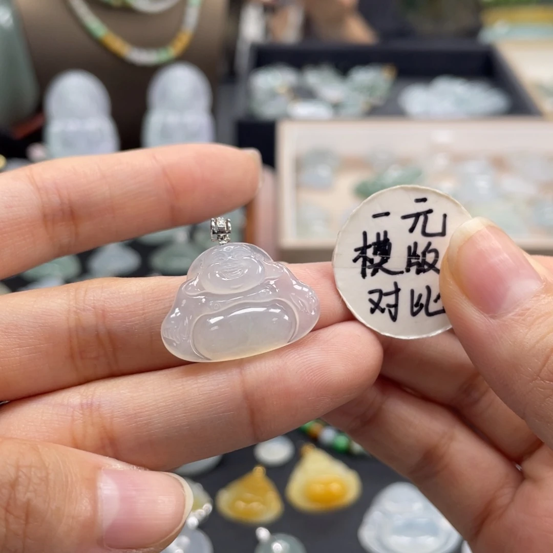 翡翠未镶嵌颈饰一刀切