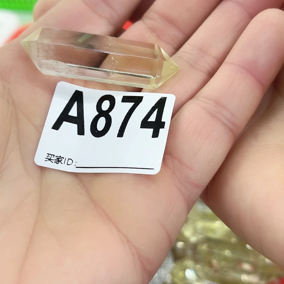 水晶天然水晶有棉有裂、完美主义者谨慎下单未镶嵌