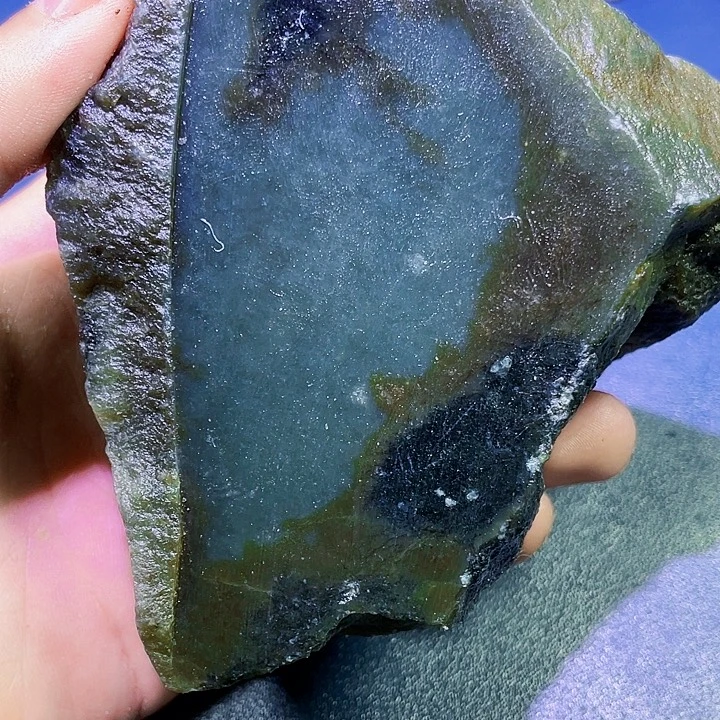 未镶嵌和田玉（糖玉）珠宝半成品