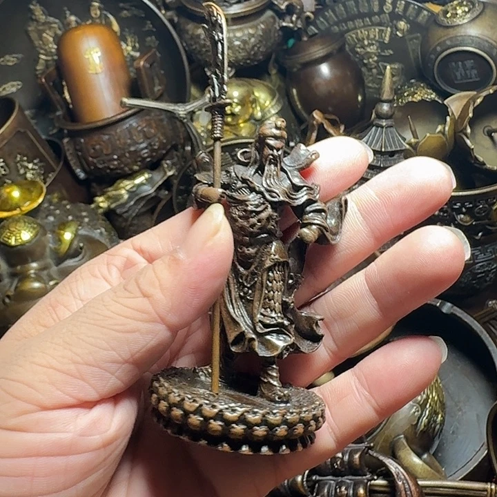 铜器摆件收收藏藏