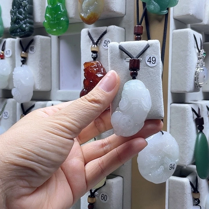 和田玉（青玉）未镶嵌颈饰