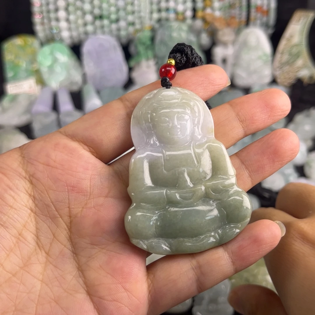 花***:吊坠(不含链)未镶嵌翡翠
