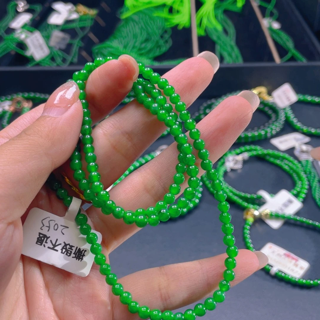 翡翠未镶嵌颈饰6777677766