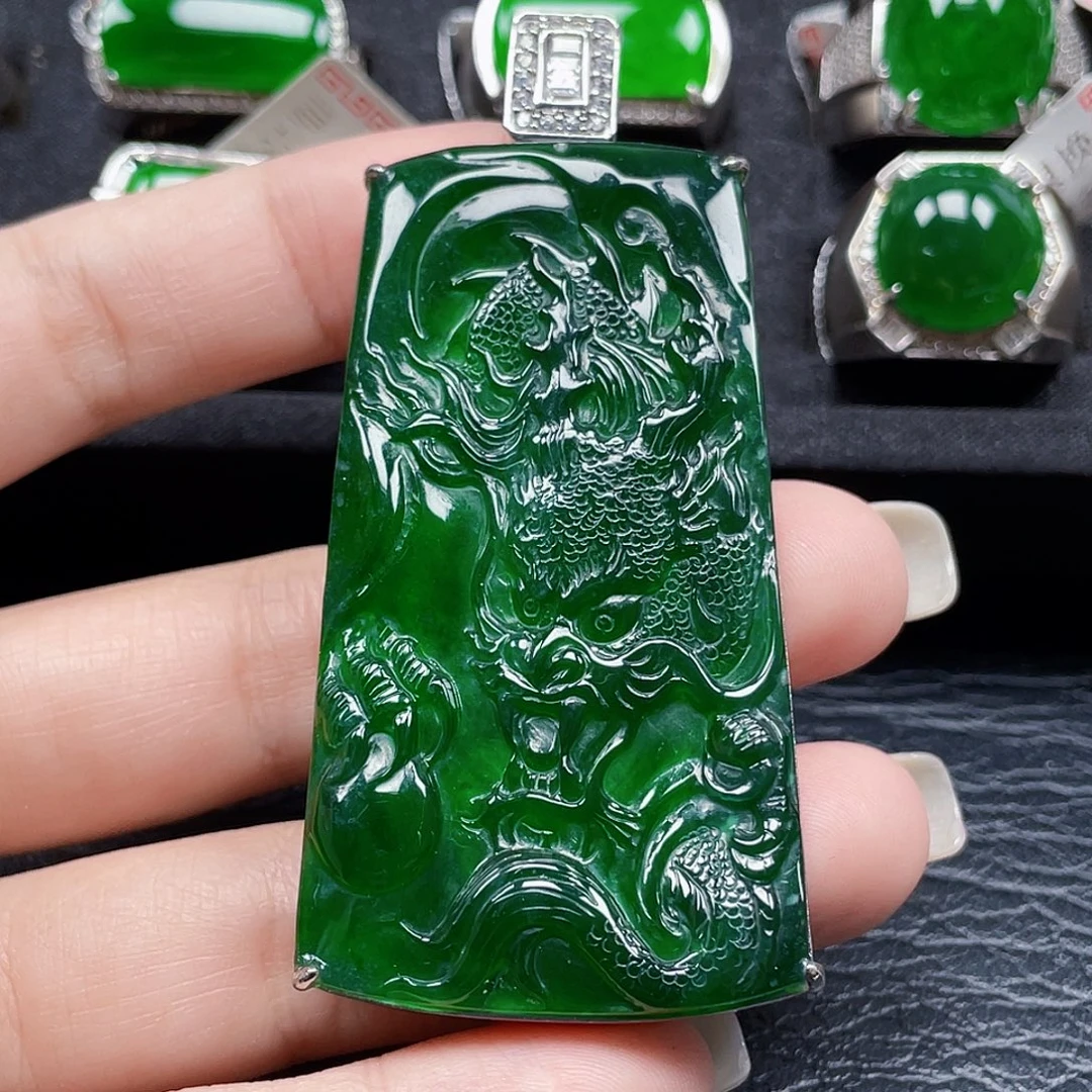 六***六翡翠银S925镶嵌颈饰天然A货翡翠没运费险