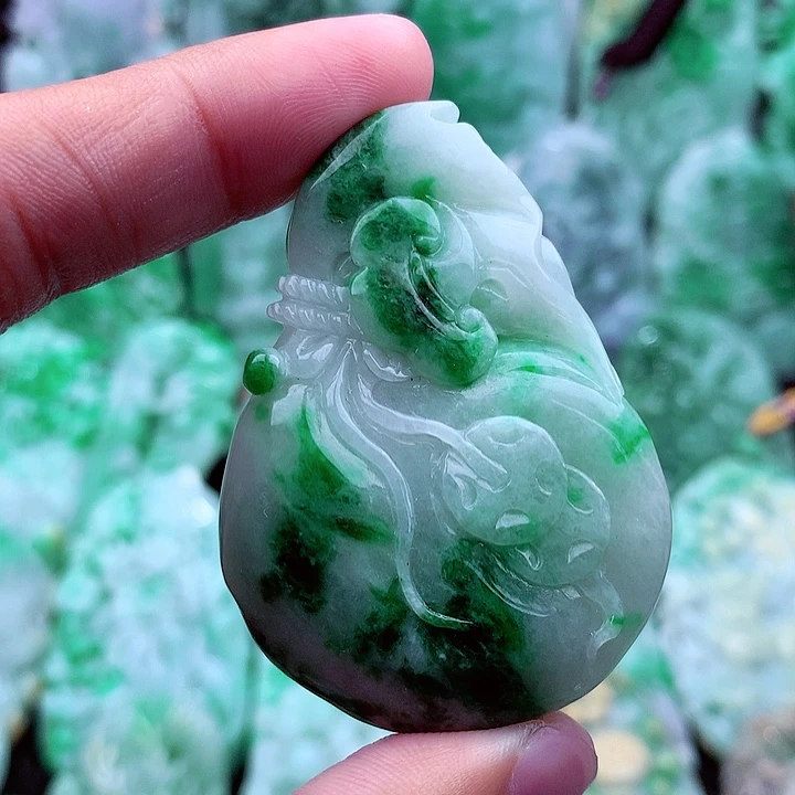 翡翠吊坠(不含链)未镶嵌