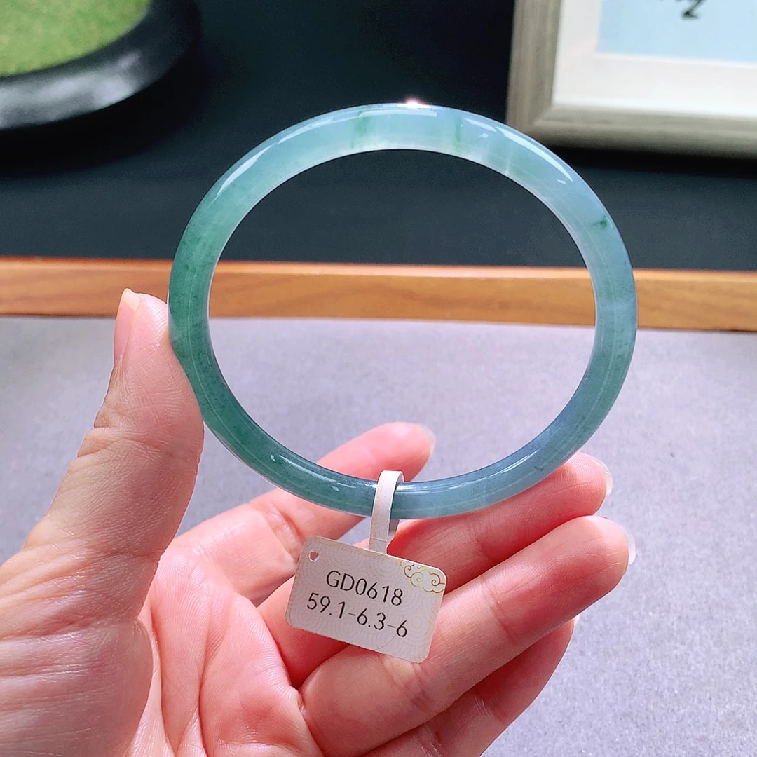 未镶嵌手镯翡翠天然翡翠手镯a货