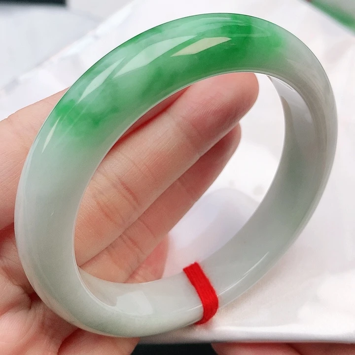 翡翠手镯未镶嵌58圈口882488