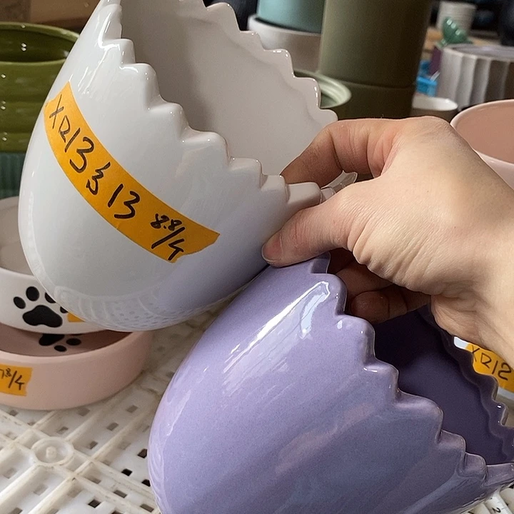 陶盆有孔 瑕疵针孔漏釉介意勿拍外高 13外口13