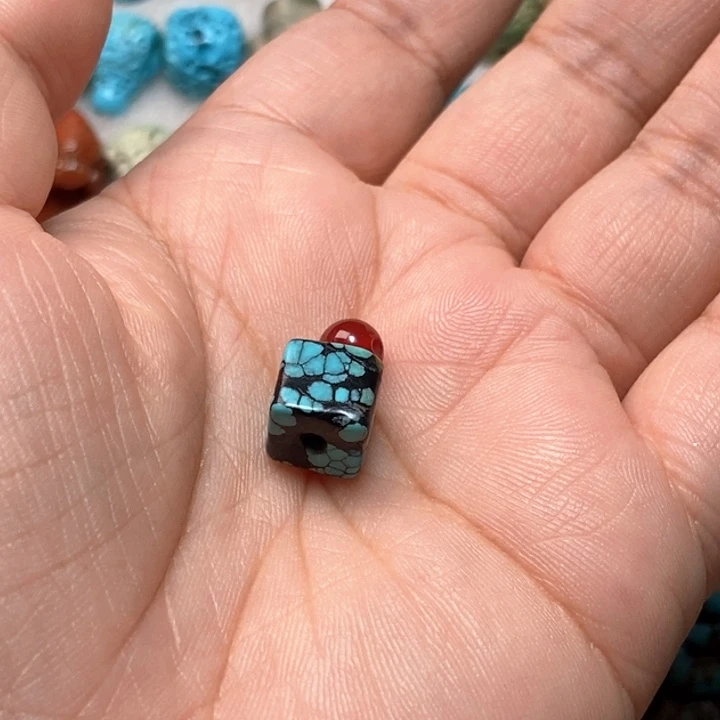 南红玛瑙未镶嵌颈饰