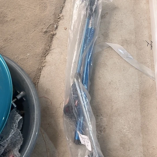 蓝金刚支架微瑕。