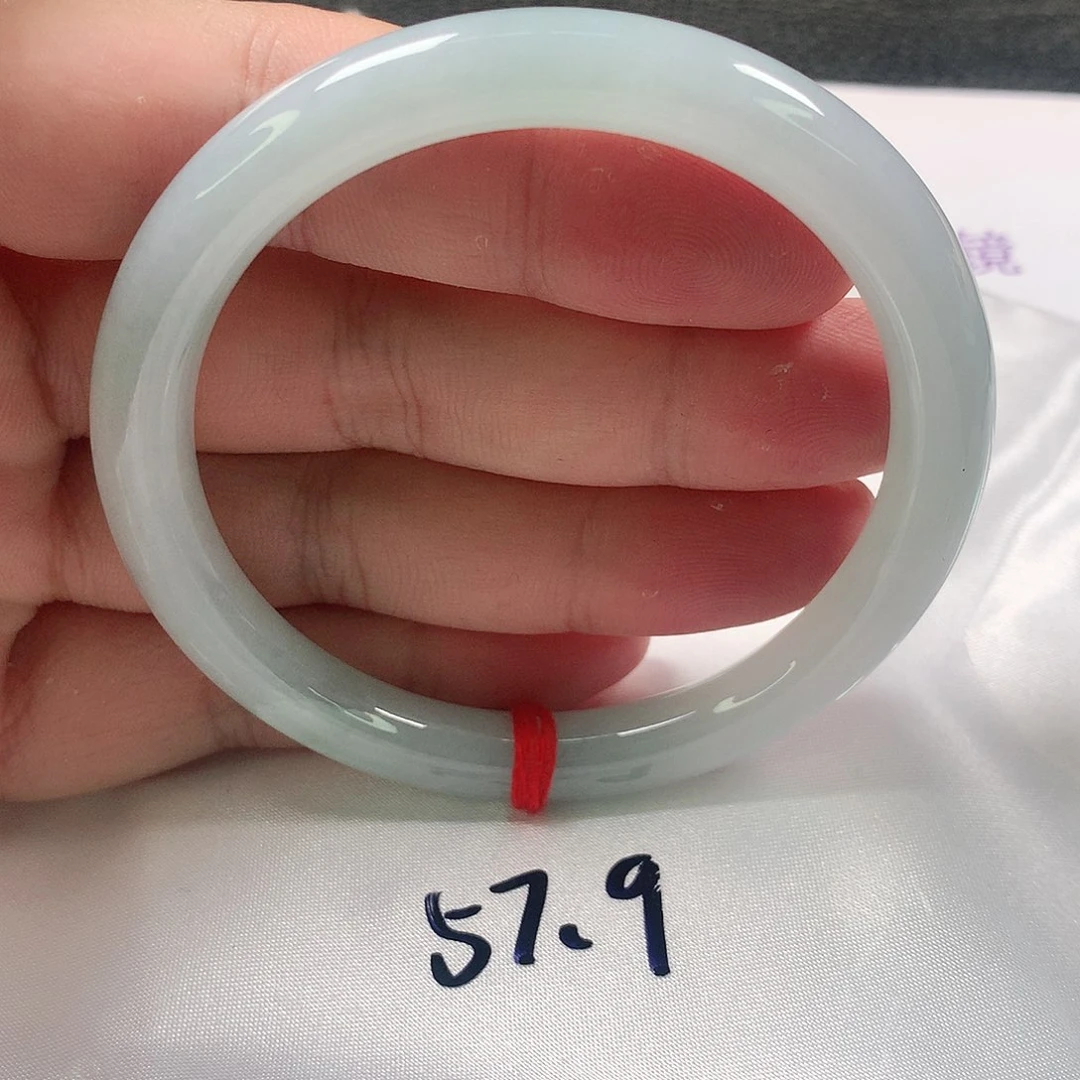 未镶嵌手镯（圆镯）翡翠331号