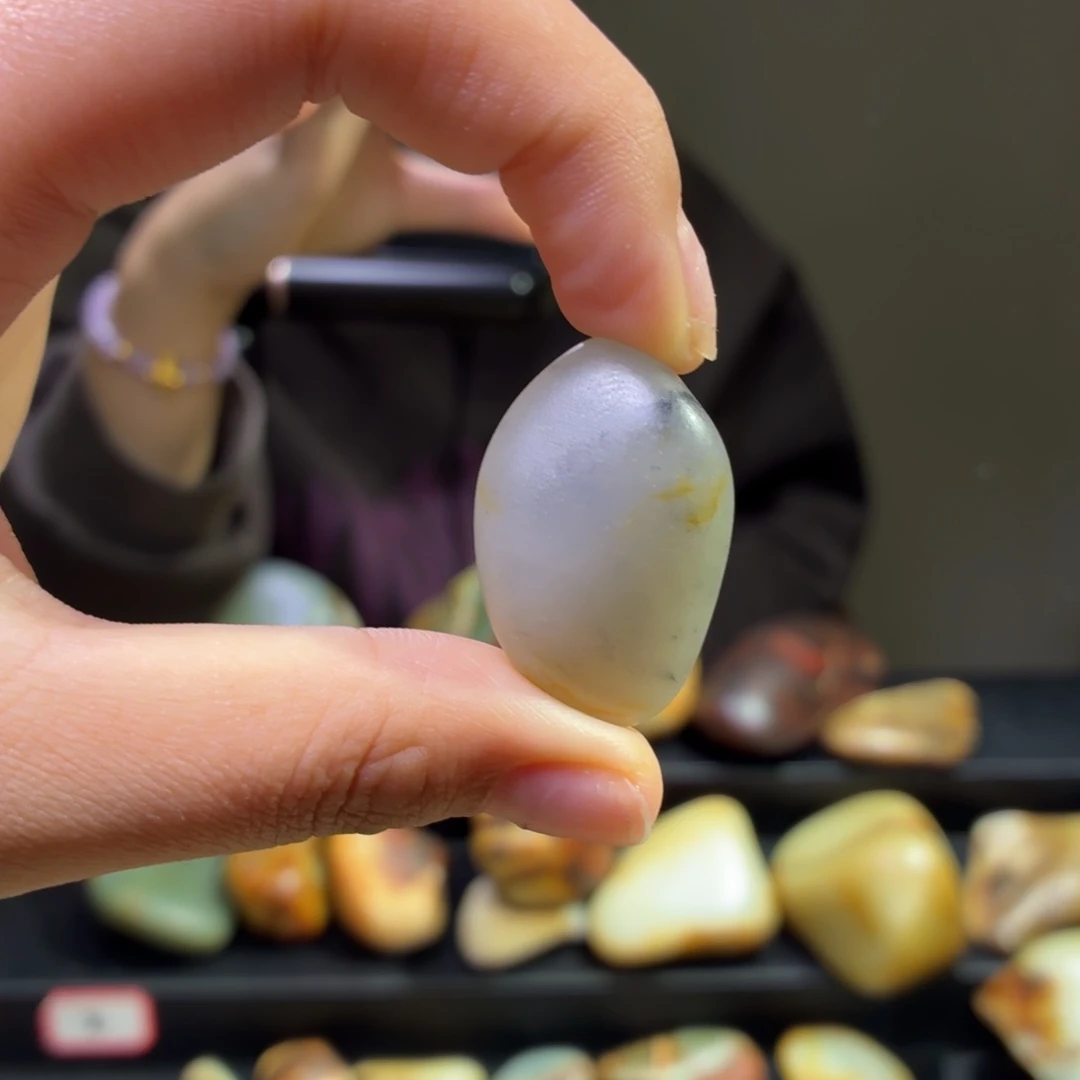 和田玉未镶嵌挂件15.6