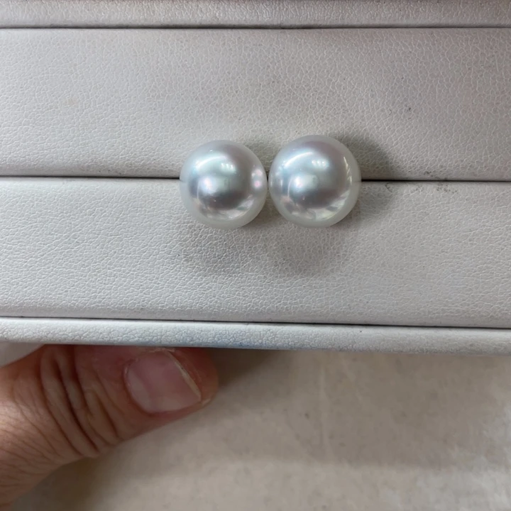 18K金镶嵌耳饰海水珍珠澳白12-13m m