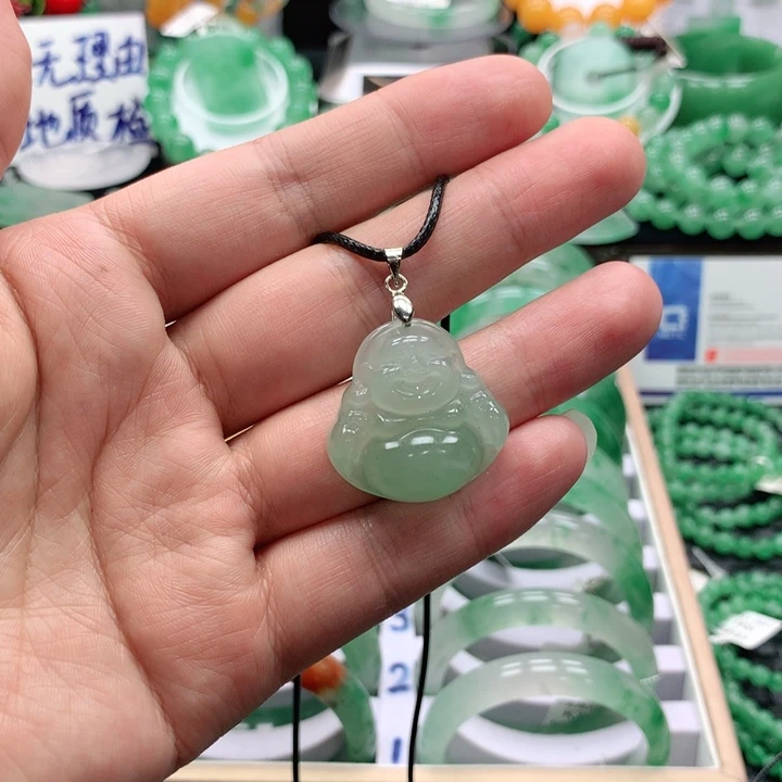 石英质玉未镶嵌吊坠青青-吊坠-多人