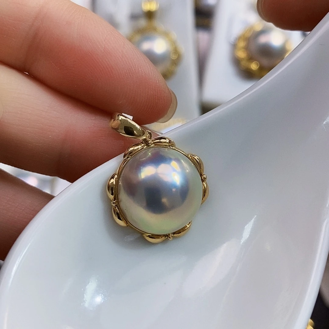 18K金镶嵌18k金日本原装成品极光仙境粉泡泡马贝拼合珍珠（