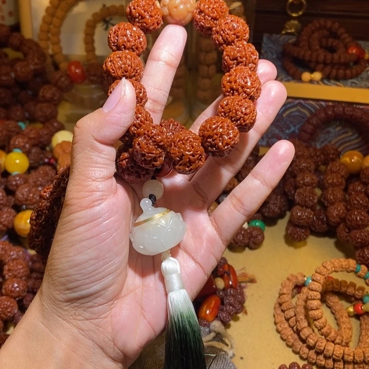 吊坠金刚菩提186玉化肉貔貅莲花跑环