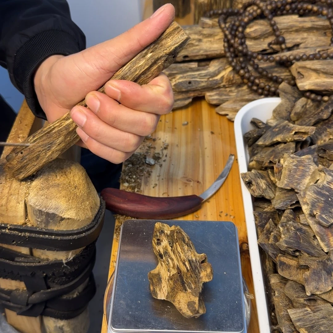 沉香碎屑沉香沉香虫漏料