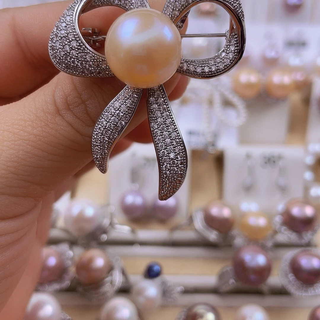 淡水珍珠未镶嵌胸饰