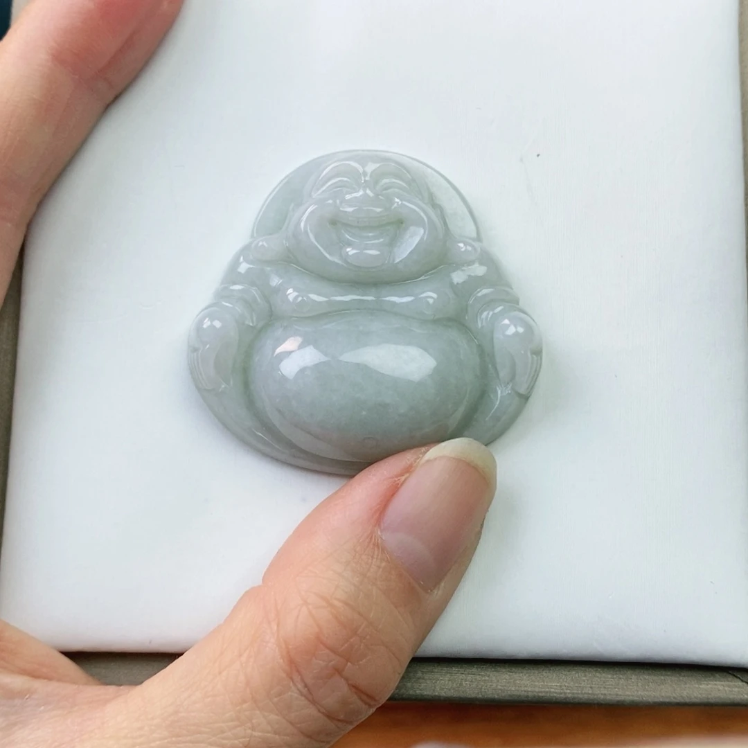 翡翠颈饰未镶嵌六**初佛公